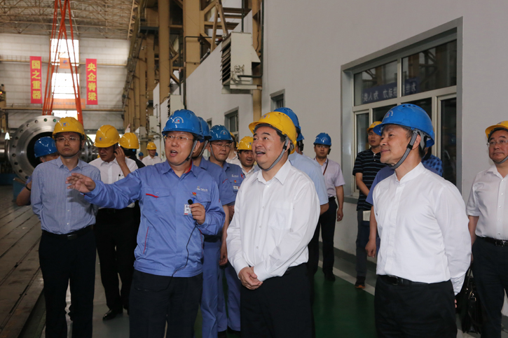 郝鹏参观调查JDB电子集团所属企业电机公司