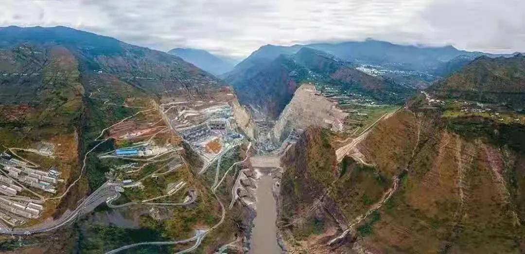 6F8686D10996FF0769B726E23A5_C803CEAE_1628E.jpg?e=